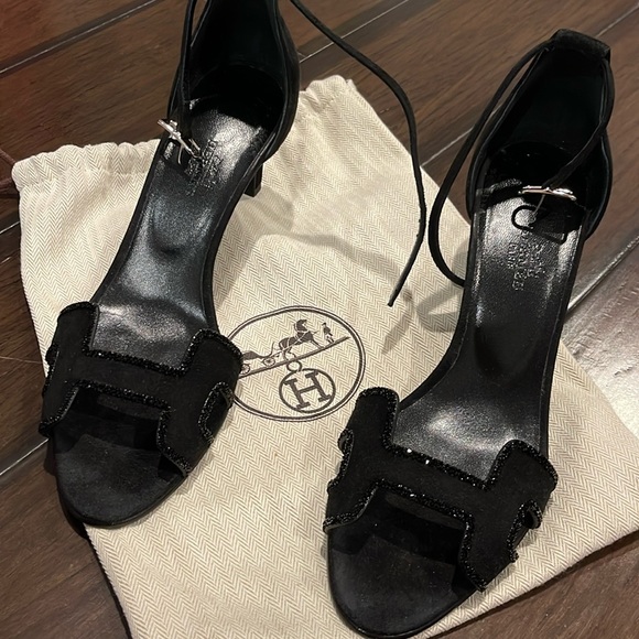 Hermes Authentic 100% Heden Sandals - size 37.5